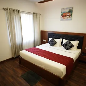 Four N Square Residency Hotel Palakkad